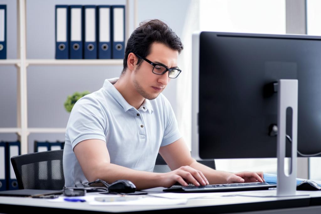 energetic programmer working with passion